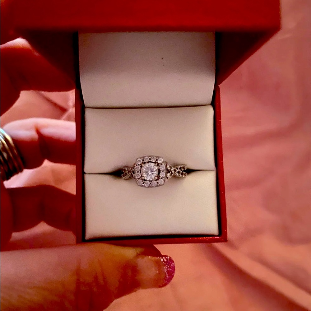 White sapphire ring